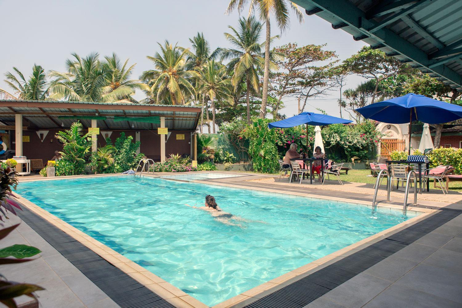Ranveli Beach Hotel 마운트 라비니아 외부 사진
